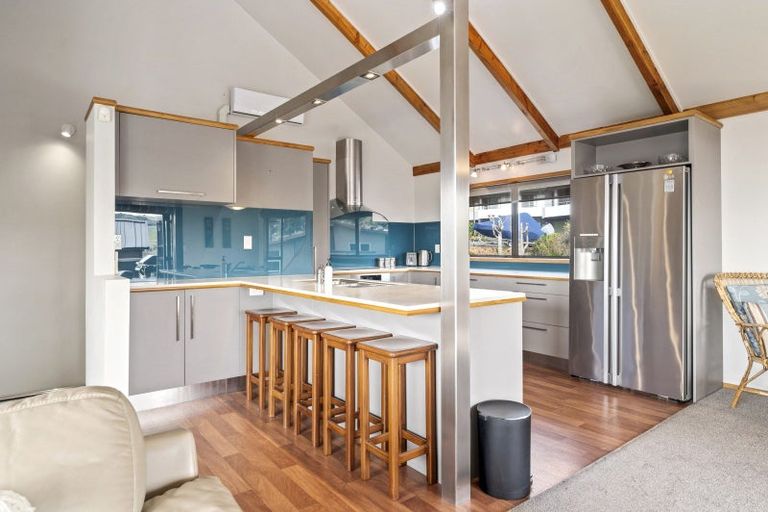 Photo of property in 1/11 Krissell Place, Acacia Bay, Taupo, 3330