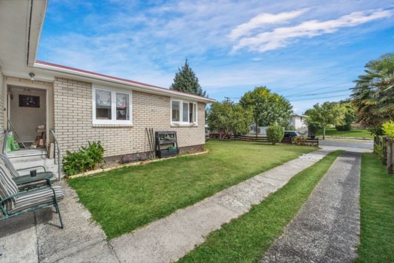Photo of property in 20 Keats Crescent, Enderley, Hamilton, 3214