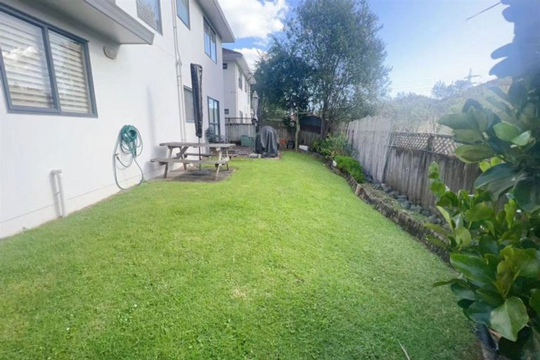 Photo of property in 5/31 Roanoke Way, Albany, Auckland, 0632