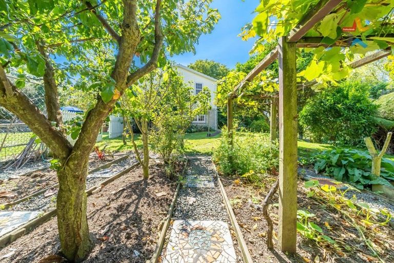 Photo of property in 92 Owen Street, Belmont, Lower Hutt, 5010