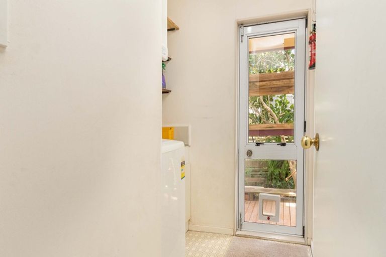 Photo of property in 48a Collins Avenue, Tawa, Wellington, 5028