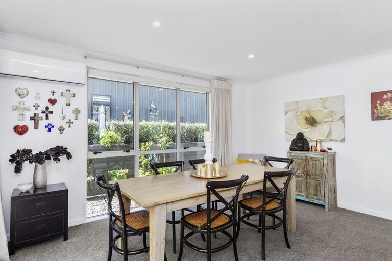 Photo of property in 18 Seashell Drive, Papamoa Beach, Papamoa, 3118