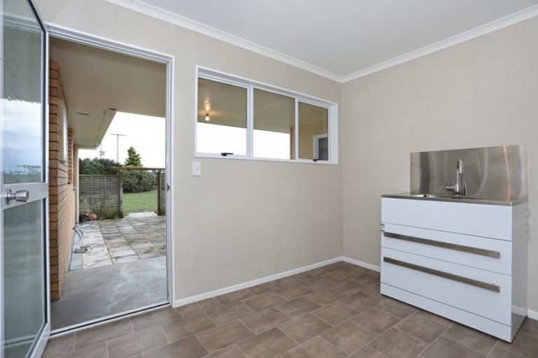 Photo of property in 547 Raumai Road, Bulls, 4894