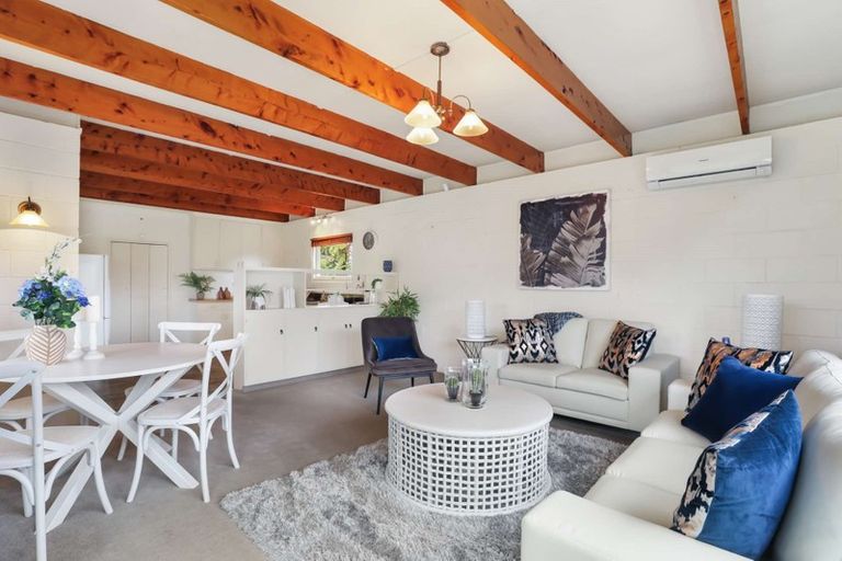 Photo of property in 5a Youngs Road, Papakura, 2110