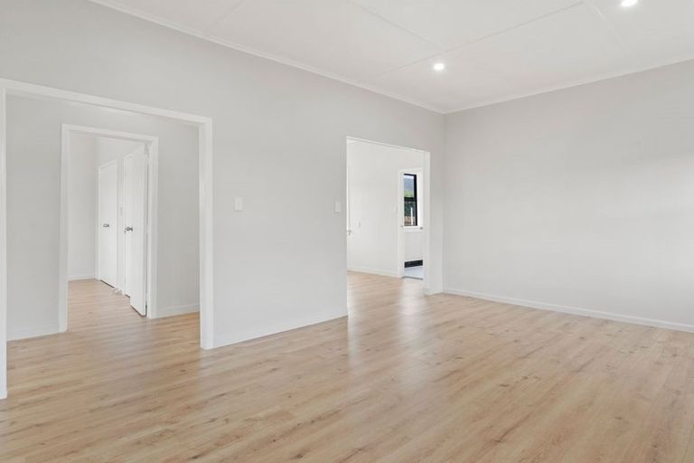 Photo of property in 40a Plunket Avenue, Papatoetoe, Auckland, 2104