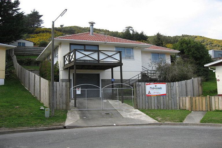 Photo of property in 11 Aporoa Grove, Wainuiomata, Lower Hutt, 5014
