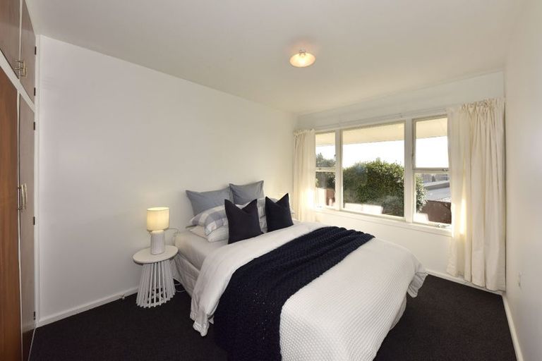 Photo of property in 1/2 Conifer Place, Huntsbury, Christchurch, 8022