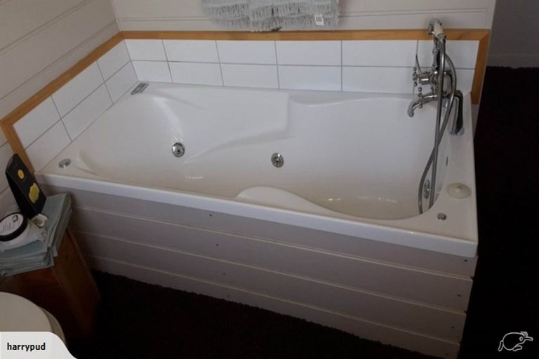 Photo of property in 112 Main South Road, Sockburn, Christchurch, 8042