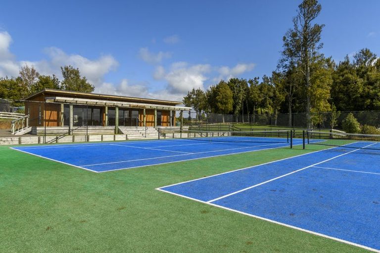 Photo of property in 5 Sarona Park Drive, Omanawa, Tauranga, 3171