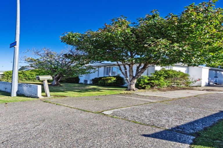 Photo of property in 220 Dome Street, Newfield, Invercargill, 9812