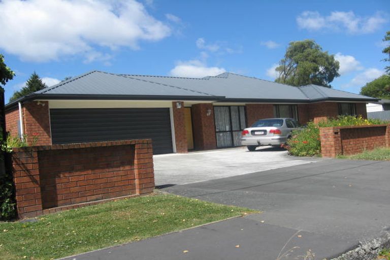 Photo of property in 3 Auburn Avenue, Upper Riccarton, Christchurch, 8041