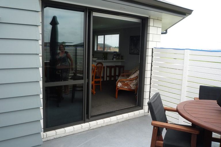 Photo of property in 2 Manuka Street, Papamoa Beach, Papamoa, 3118