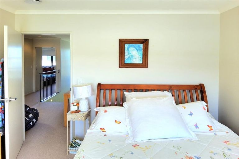 Photo of property in 45 Costa Viva Crescent, Karaka, Papakura, 2113