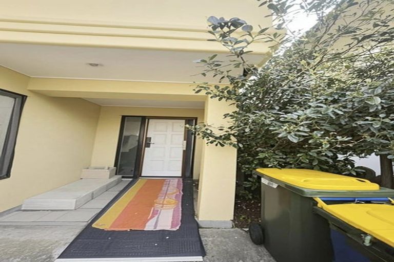 Photo of property in 18/8 Margan Avenue, New Lynn, Auckland, 0600