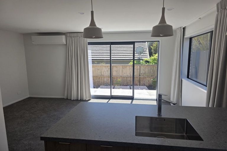 Photo of property in 452a Saint Aubyn Street, Moturoa, New Plymouth, 4310