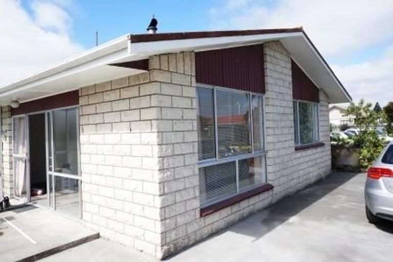 Photo of property in 30a Durham Street, Rangiora, 7400