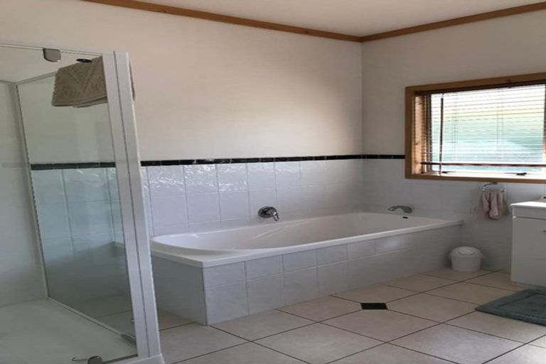 Photo of property in 390 Rowe Road, Ohauiti, Tauranga, 3173