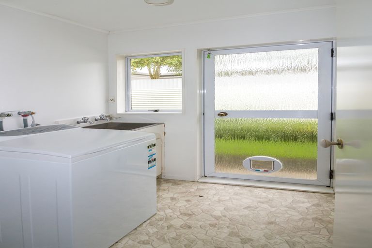 Photo of property in 33 Hereford Street, West End, Palmerston North, 4410
