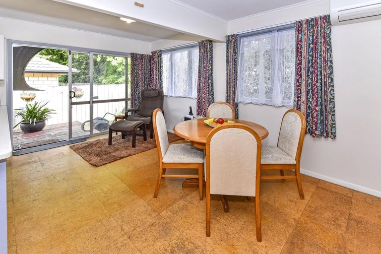 Photo of property in 21 Scott Road, Papakura, 2110