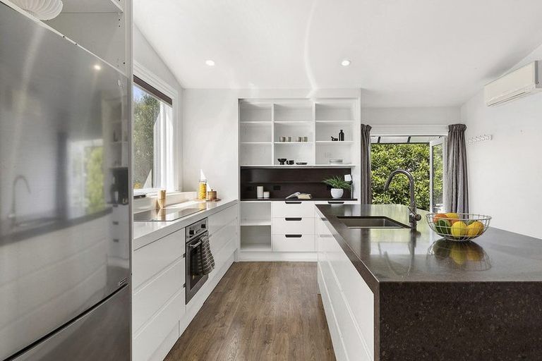 Photo of property in 68 Beauchamp Street, Karori, Wellington, 6012