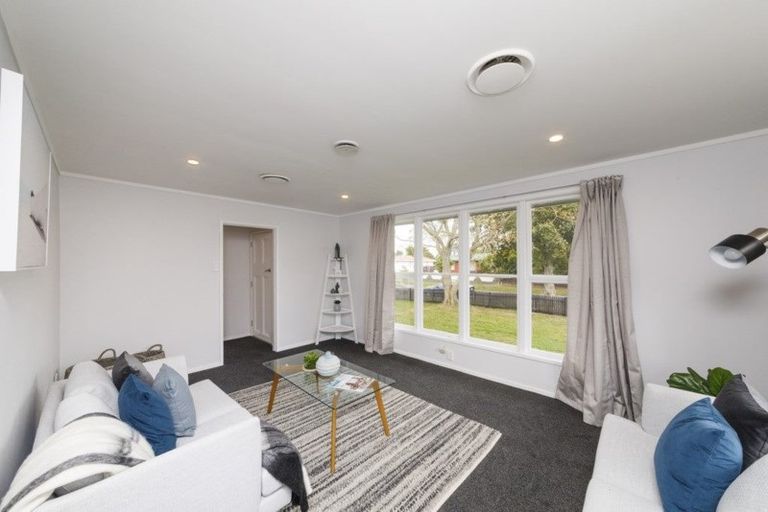 Photo of property in 42 Robinson Crescent, Westbrook, Palmerston North, 4412