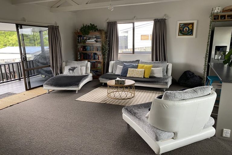 Photo of property in 9 Esmeralda Street, Welcome Bay, Tauranga, 3112