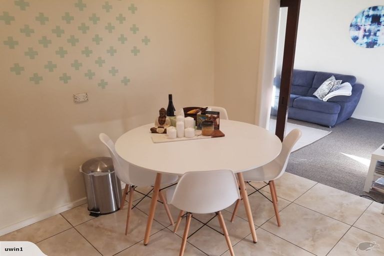 Photo of property in 29 Onewa Road, Northcote, Auckland, 0627