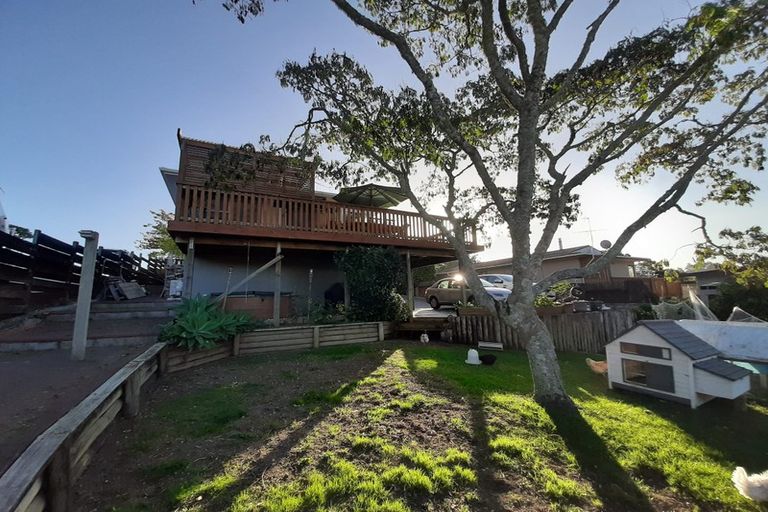 Photo of property in 35 Bayview Road, Bayview, Auckland, 0629