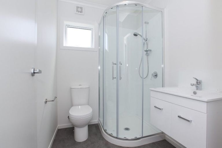 Photo of property in 2/7 Burrows Place, Frankton, Hamilton, 3204