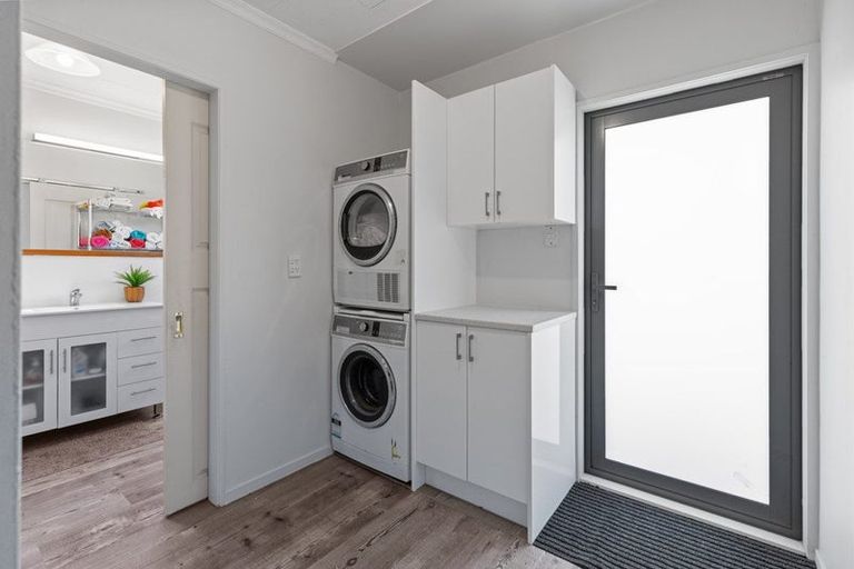 Photo of property in 21 Whenuariri Place, Maketu, Te Puke, 3189