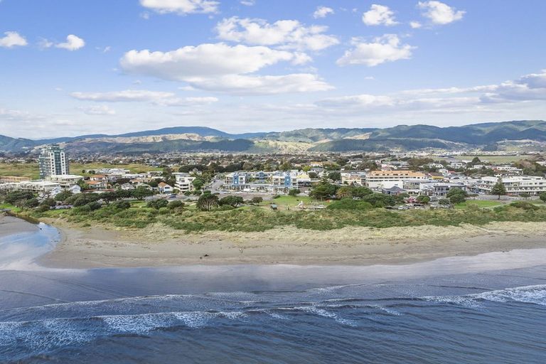 Photo of property in 8/4u Seaview Road, Paraparaumu Beach, Paraparaumu, 5032