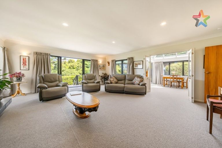 Photo of property in 3 George Gee Drive, Korokoro, Lower Hutt, 5012