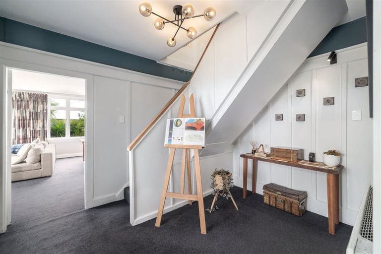 Photo of property in 87 Saint Andrews Hill Road, Mount Pleasant, Christchurch, 8081