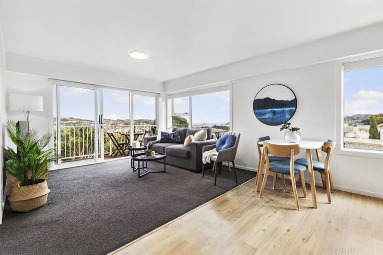 Photo of property in 3/32 Akaroa Drive, Maupuia, Wellington, 6022