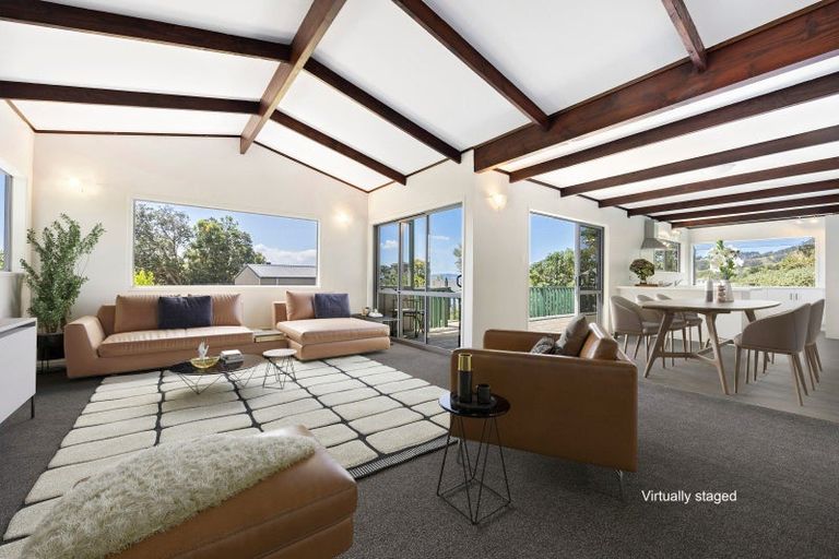 Photo of property in 12 Kawakawa-orere Road, Kawakawa Bay, Papakura, 2585