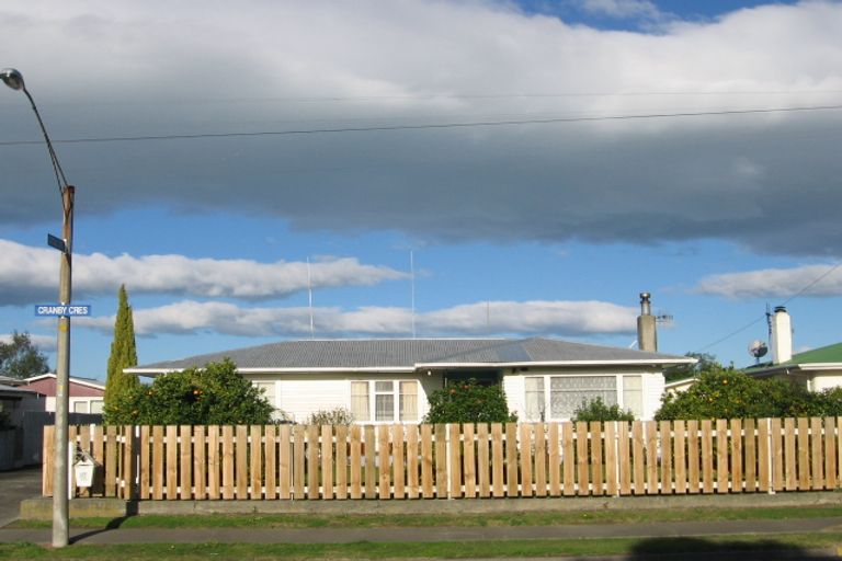 Photo of property in 10 Cranby Crescent, Onekawa, Napier, 4110