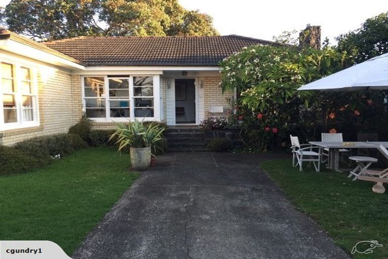 Photo of property in 4 Takarunga Road, Devonport, Auckland, 0624