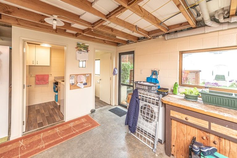 Photo of property in 30 Karamu Street, Tawhero, Whanganui, 4501