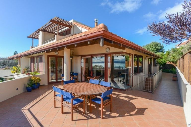 Photo of property in 25a George Street, Hospital Hill, Napier, 4110
