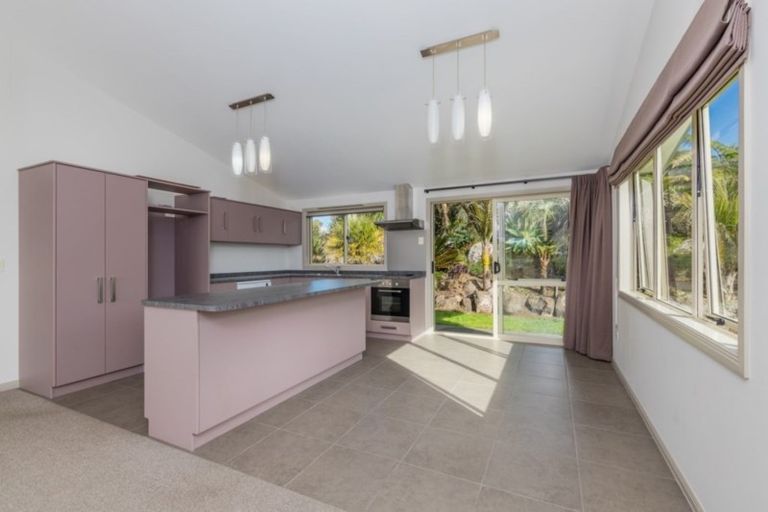 Photo of property in 121d Waimate North Road, Kerikeri, 0293