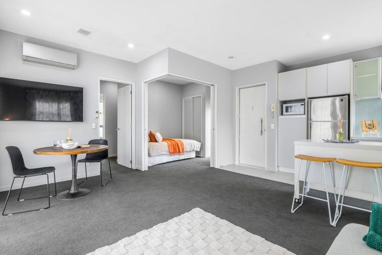 Photo of property in 2/400 Innes Road, Mairehau, Christchurch, 8052