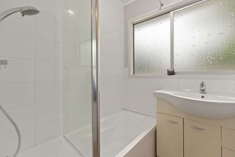 Photo of property in 5 Tennyson Drive, Owhata, Rotorua, 3010