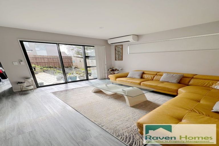 Photo of property in 40a Nui Mana Place, Te Atatu South, Auckland, 0610