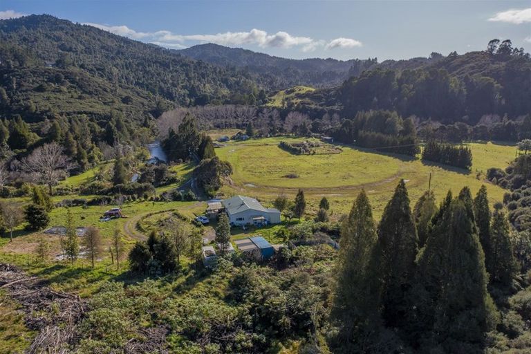 Photo of property in 1878 The 309 Road, Kaimarama, Whitianga, 3591