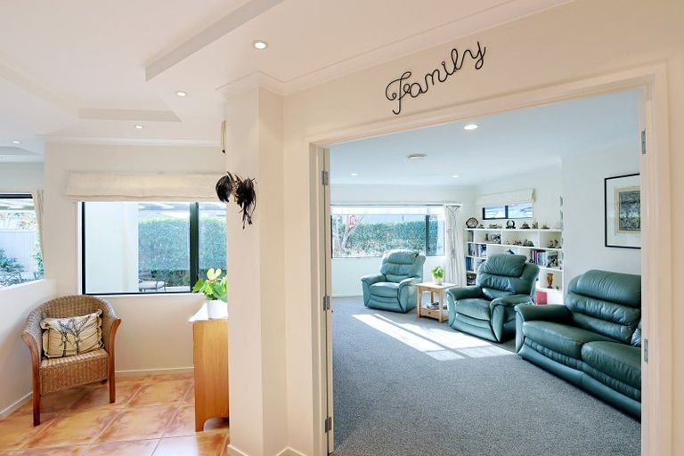 Photo of property in 10 Park Lane, Greenmeadows, Napier, 4112