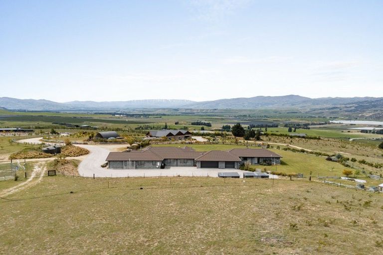 Photo of property in 11 Macmillan Lane, Mount Pisa, Cromwell, 9383