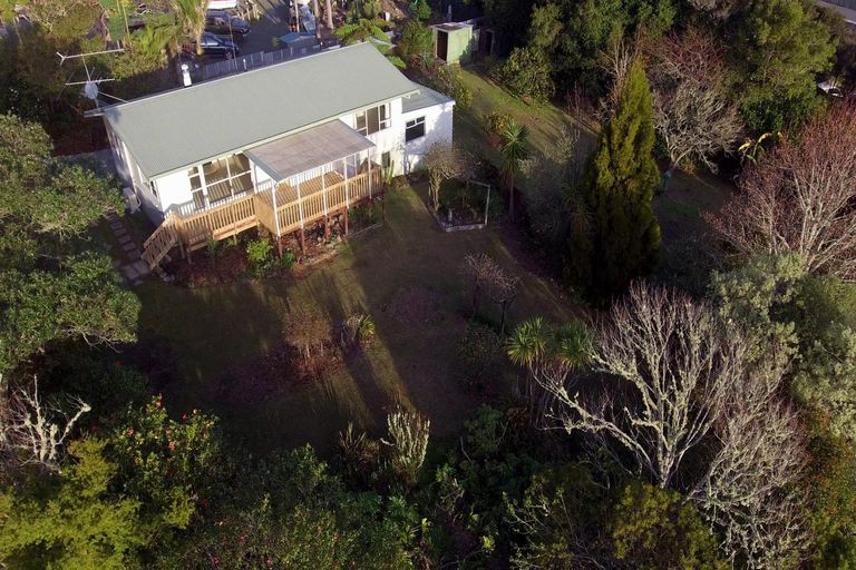 Photo of property in 24 Wilson Road, Haruru, 0204