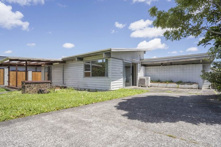 Photo of property in 58 Cascades Road, Pakuranga Heights, Auckland, 2010