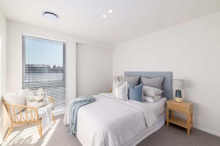 Photo of property in 2/979 Colombo Street, St Albans, Christchurch, 8014