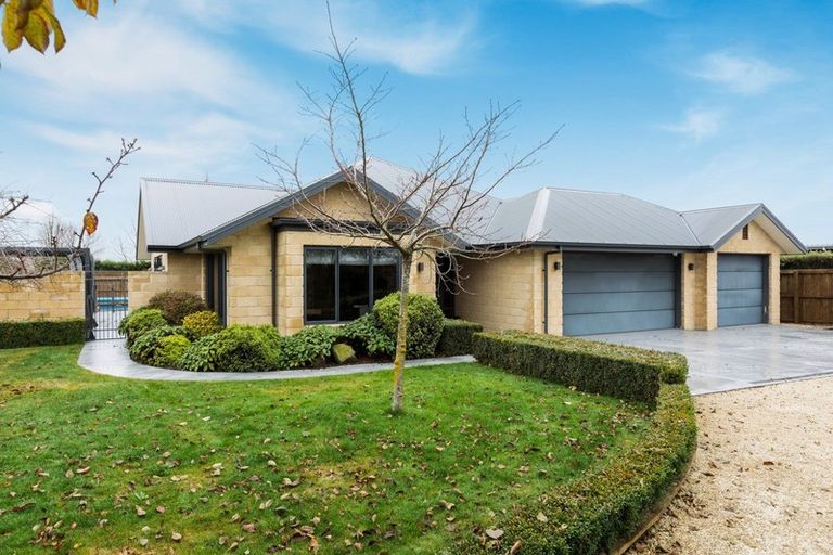Photo of property in 798 Weedons Ross Road, West Melton, 7618